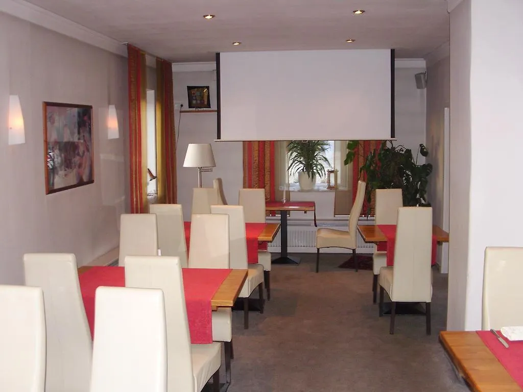 ***  Hotel Garni Loehr Landau an der Isar Germany